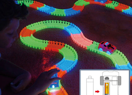 Racebaan - LED Verlichte Raceauto - 220 Delen - Glow In The Dark