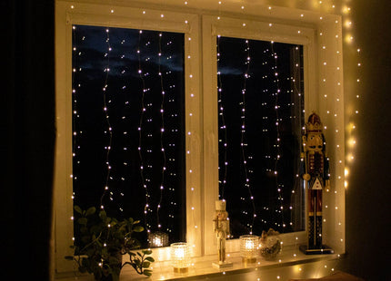 Lichtgordijn | IJspegel Verlichting | Inclusief USB En Afstandsbediening | 200 LED | Warm Wit