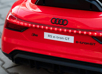 Elektrische AUDI RS E-Tron GT - Elektrische Auto - 12 V Accu - AUX - Aangedreven - Afstandsbediening - Kunststof - Metaal - Zwart - Rood