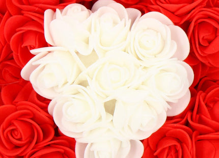 Rozen Beer | Rozenbeer | Rose Bear | Rozen Teddybeer | Liefde | Inclusief Giftbox | 25 x 17 x 16 cm | Rood / Wit