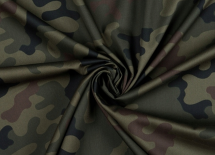 CarPassion Military Motorhoes - Beschermhoes - Waterdicht & Vorstbestendig - Maat L - Camouflage - 248 - 104 - 127 cm