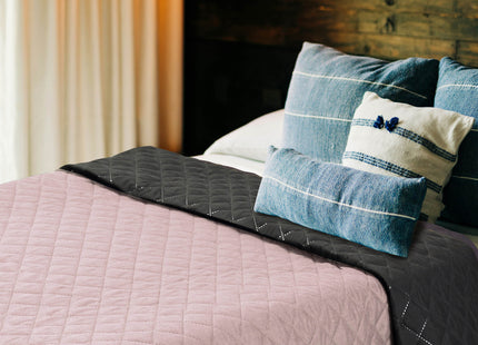 Sprei - Roze - Zwart - Dubbelzijdig - Gewatteerd - 160 x 200 Cm