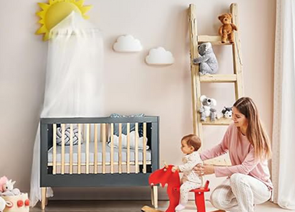 Baby Bed - Massief Eiken -  Verstelbaar - Inclusief Matras - Grijs / Naturel - 120 x 60 CM
