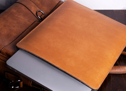 Baltan Leren Laptop Sleeve - Voor MacBook - Laptophoes - Tot 13 inch - Bruin