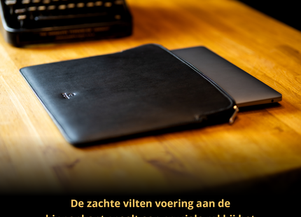 Baltan Leren Laptophoes - Met Rits - Tot 14 inch - Zwart